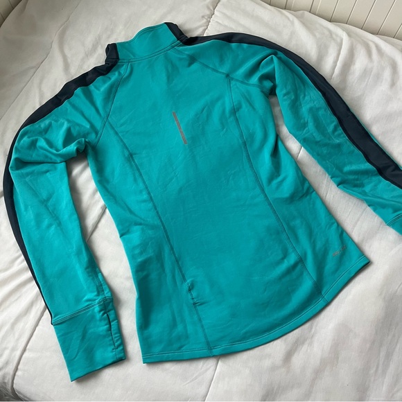 NIKE DRI FIT WOMENS RUNNING QUARTER ZIP JACKET - Picture 2 of 11